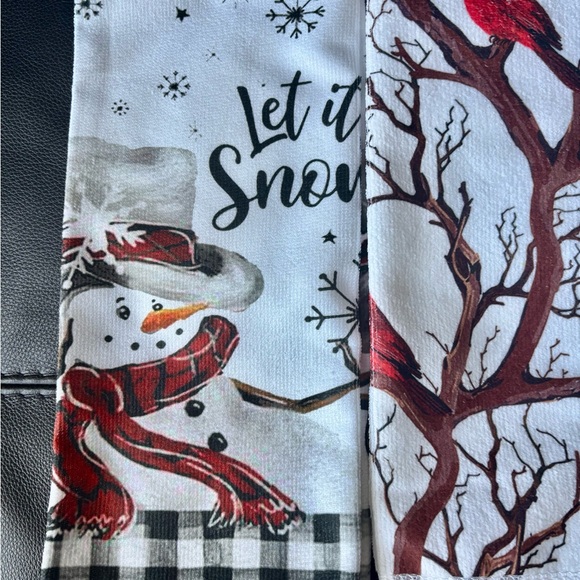 3 Festive Christmas Holiday Snowman and Cardinal Towels - Picture 2 of 5